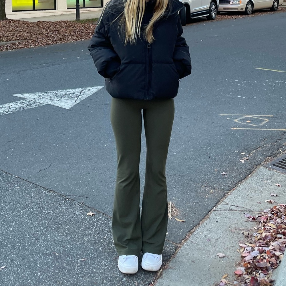 Lululemon Groove Super High Rise Flared Pant Nulu